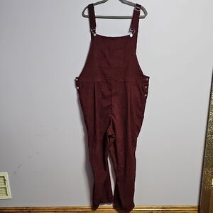 SHEIN Burgandy Jumpsuit with Adjustable Straps and Relaxed Fit